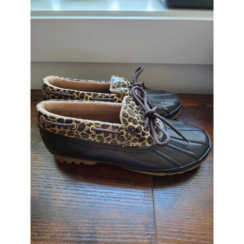 Sperry Top Sider Women's Size 7 Low‎ Rise Leopard Print Rubber Duck Boots